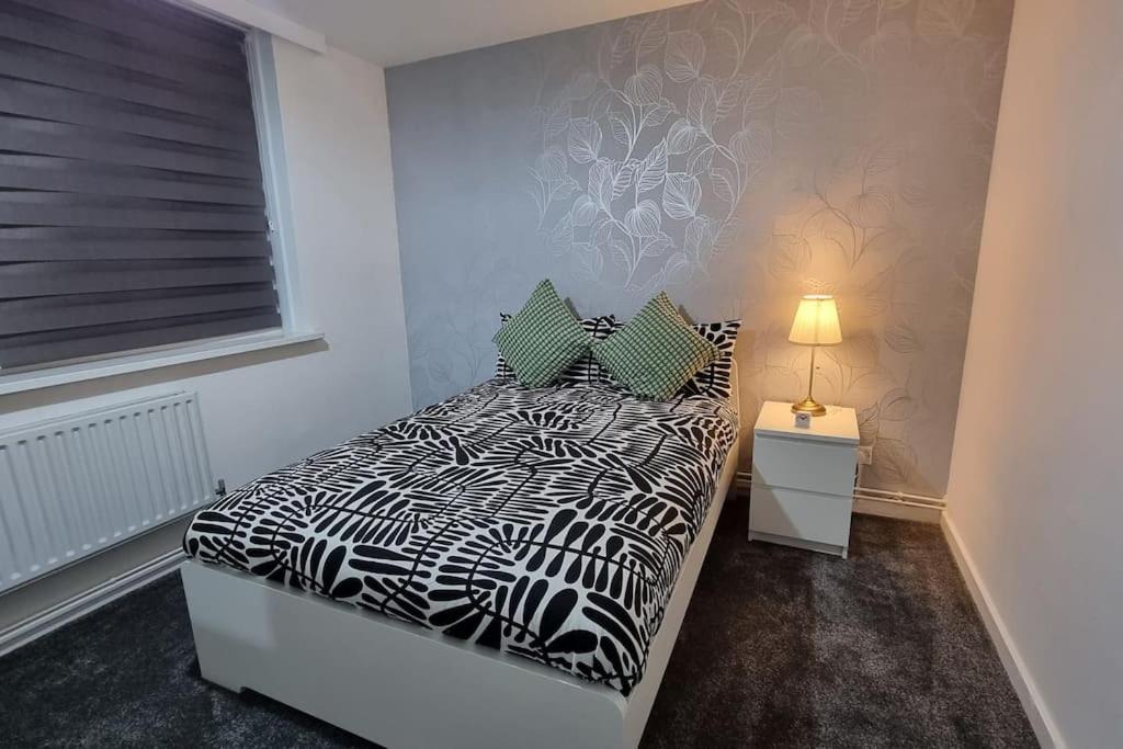 1 Bed Flat With Free Parking In E13 Apartment London Ngoại thất bức ảnh