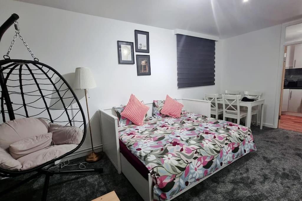 1 Bed Flat With Free Parking In E13 Apartment London Ngoại thất bức ảnh